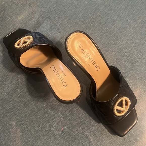 Valentino heeled sandals - Picture 3 of 8